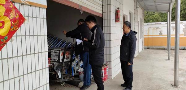 说明: 说明: 项目现场3